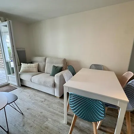Entre & Piscine Maison Familiale Pour 6 *