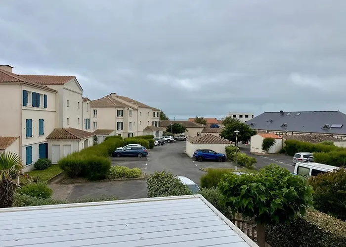 Appartement Entre Mer&piscine Maison Familiale Pour 6