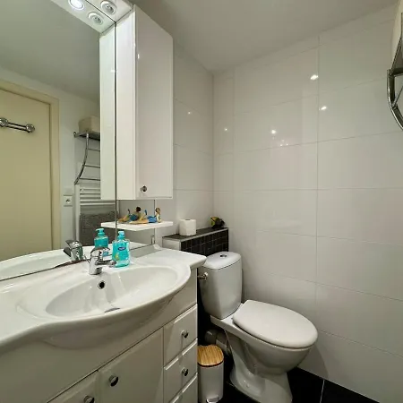 Appartamento Entre & Piscine Maison Familiale Pour 6 *